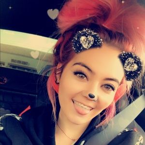 Meet your Posher, Cheyanne